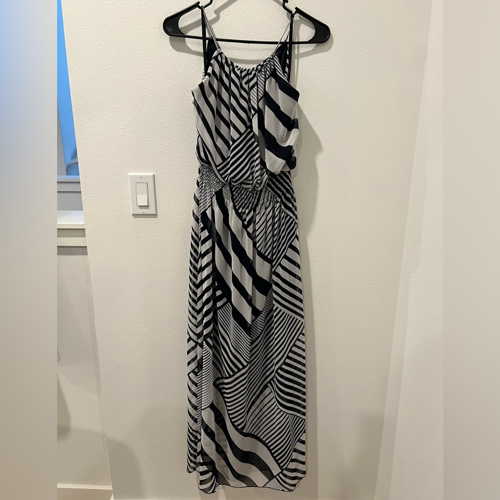 Sweet Storm Maxi Dress Size Large